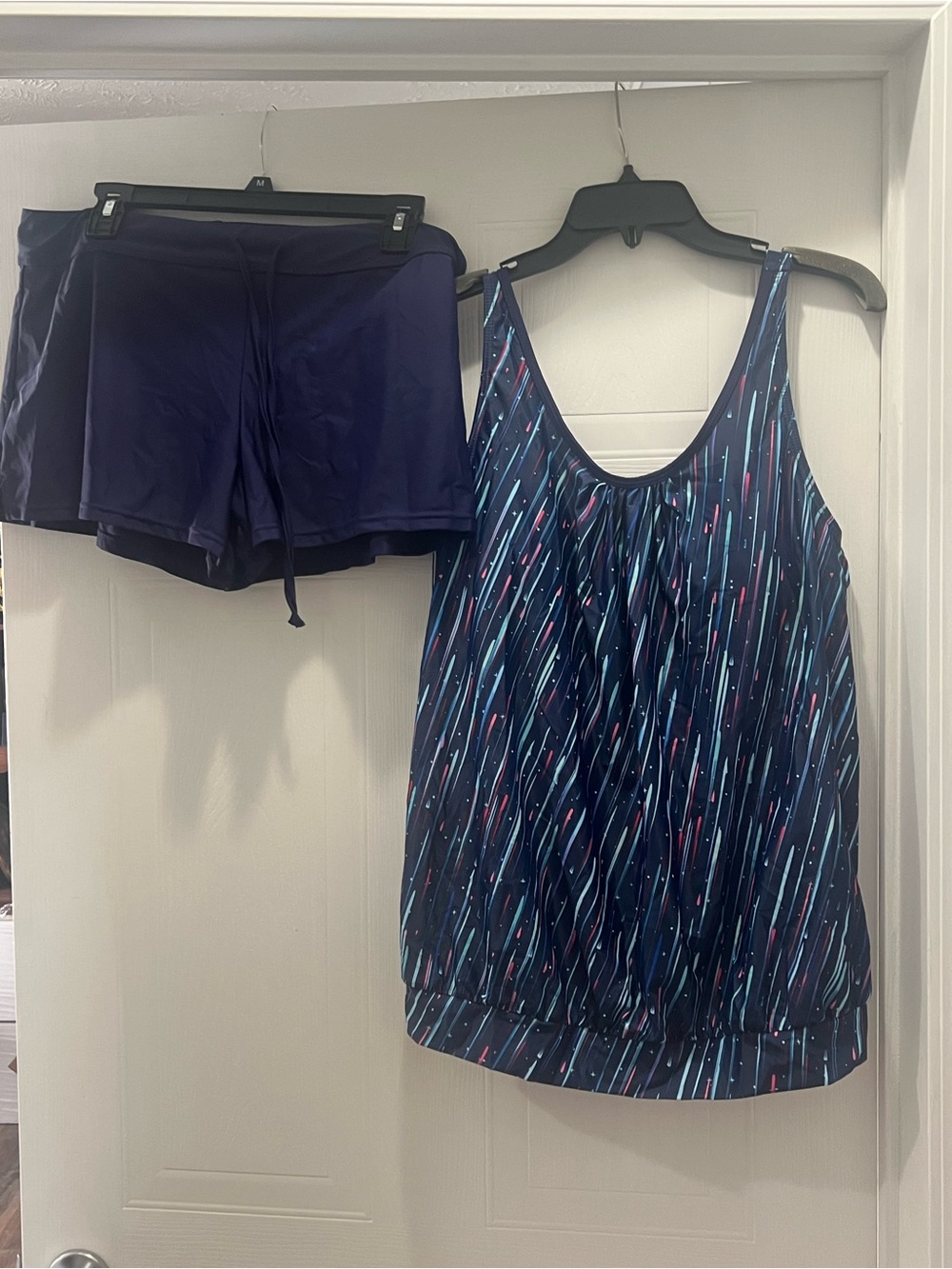 Aqua Eve Women’s Navy Patterned Tankini Swim Top and Drawstring Shorts Set NWOT
